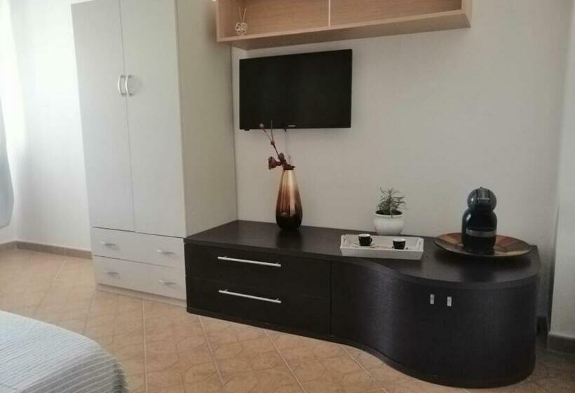 بنسيون Domo Biriala