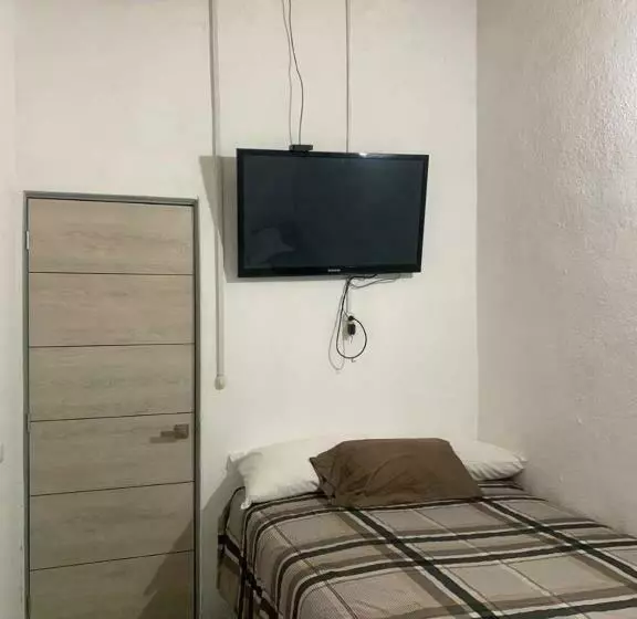 هتل Chulamar, Piscina Y Restaurante