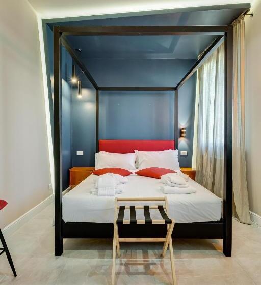 پانسیون Vivilo Roma Trevi   Luxury Experience   Private Jacuzzi On Terrace   Insane View