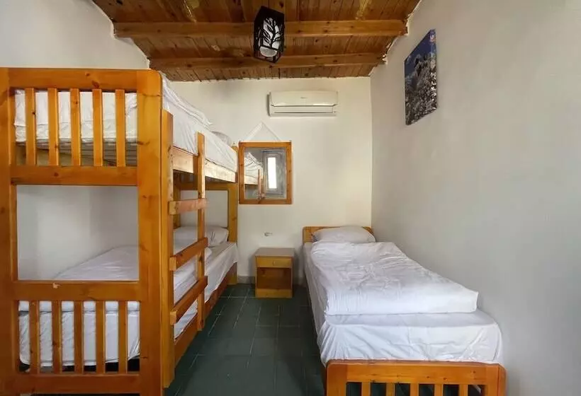 Auski Hostel Dahab