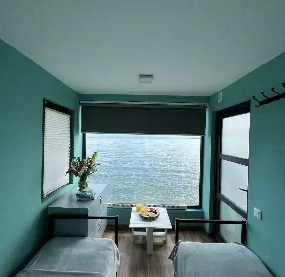 Ostello Altitude 1900 Dive Resort   Sevan Lake