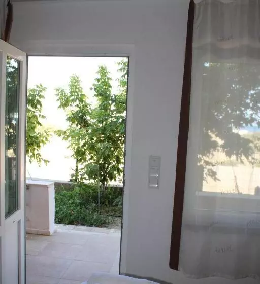 Gökçeada Batihan Otel