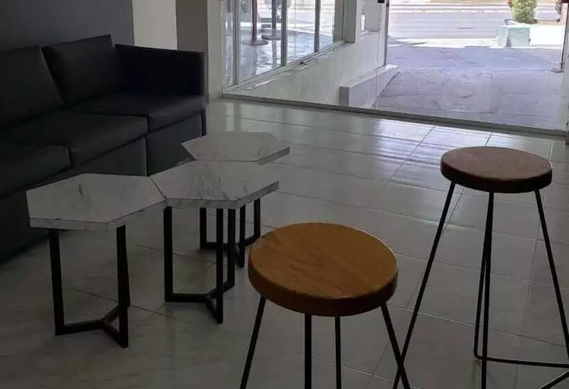ホテル Estadía