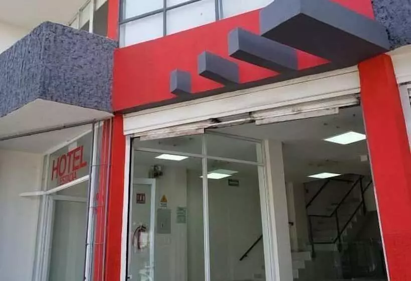 ホテル Estadía