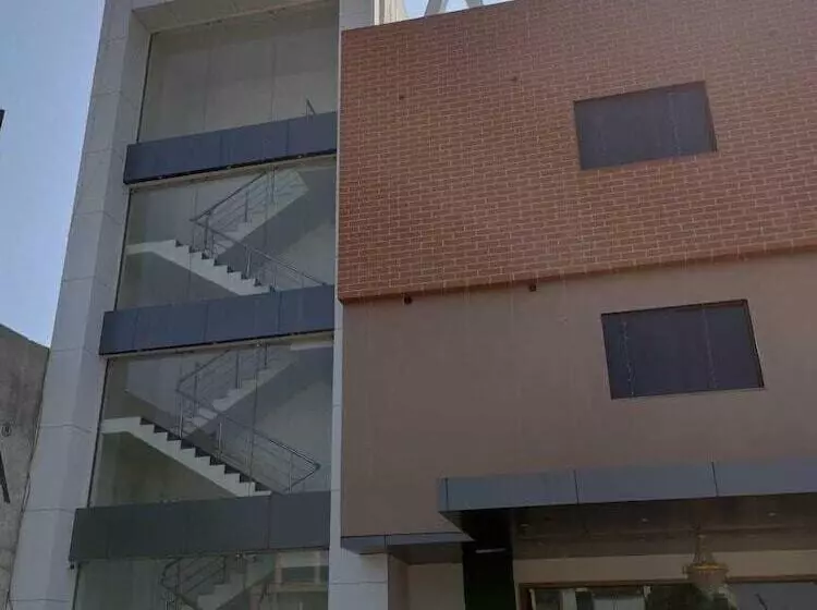 ホテル Fun Imperial Morbi