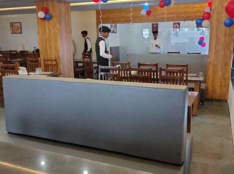 Hotelli Fun Imperial Morbi