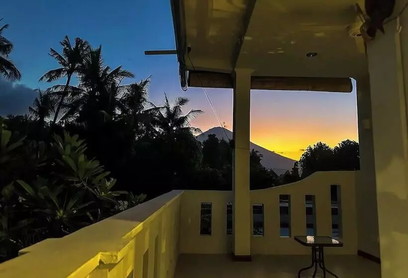 Aamiaismajoitus (B&B) Rumah Diyah