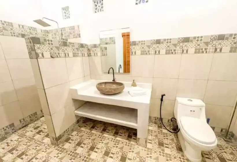 Aamiaismajoitus (B&B) Rumah Diyah
