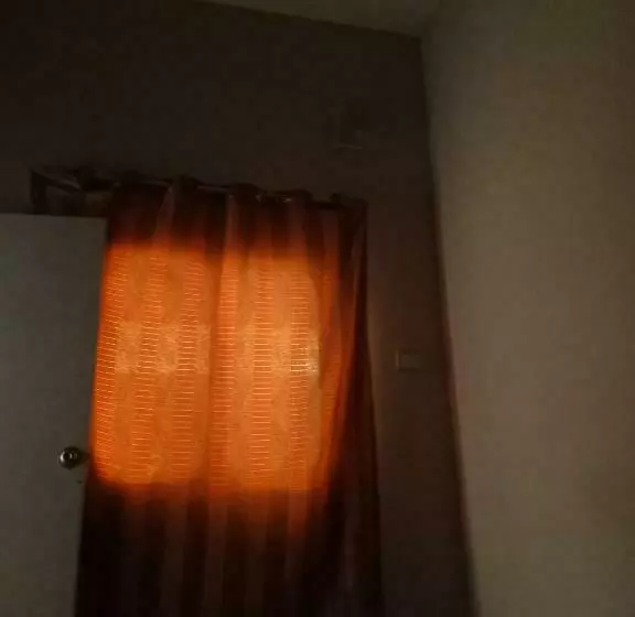 پانسیون Guest House In Couple Karachi