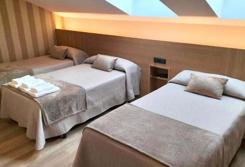 پانسیون Praza Camelias