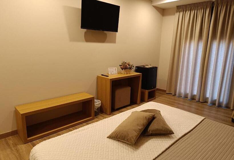 پانسیون Praza Camelias