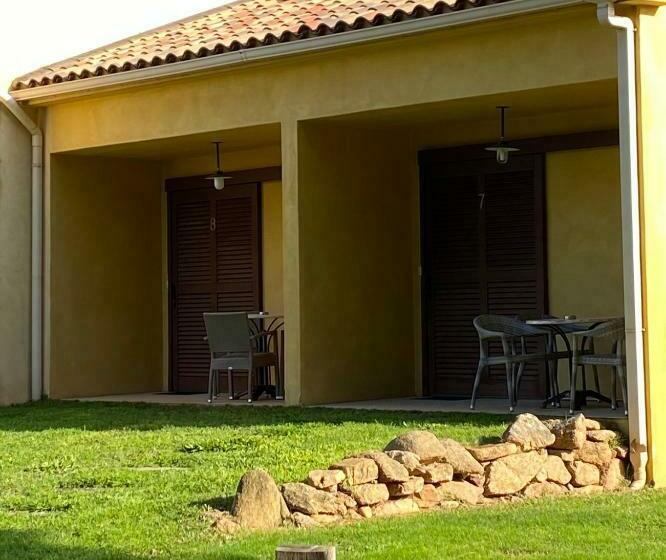 בית מלון כפרי Auberge Coralli