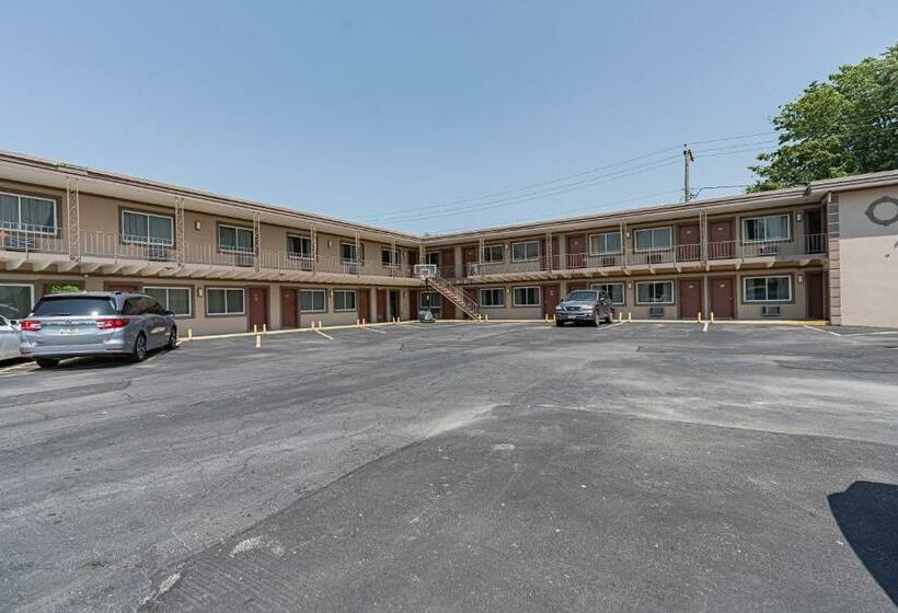 فندق Broadway Inn