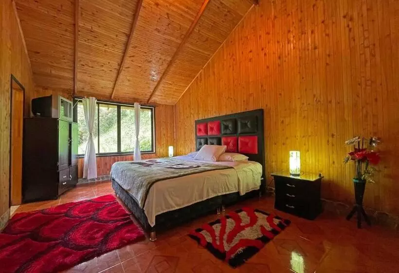 Hotelli Cabañas Jc