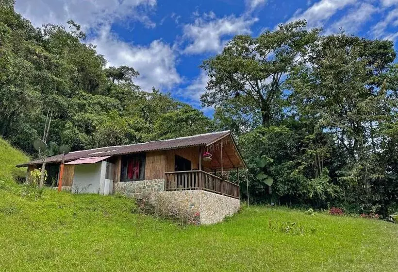 Hotelli Cabañas Jc