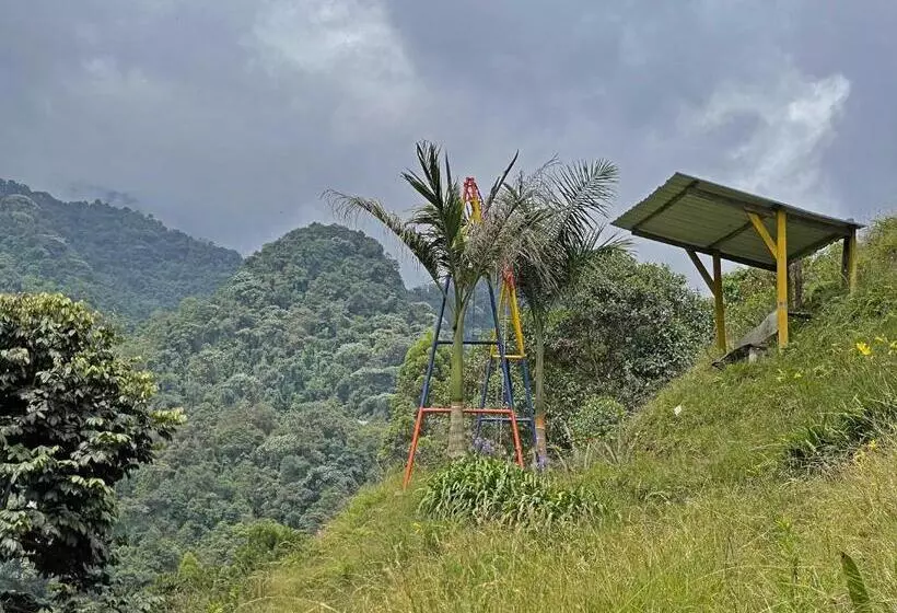Hotelli Cabañas Jc