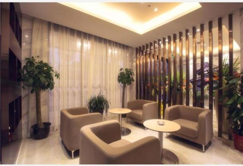 Отель City Comfort Inn Changsha High Speed Railway Station