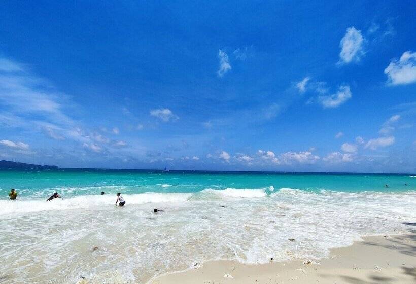 Erus Suites Hotel Boracay