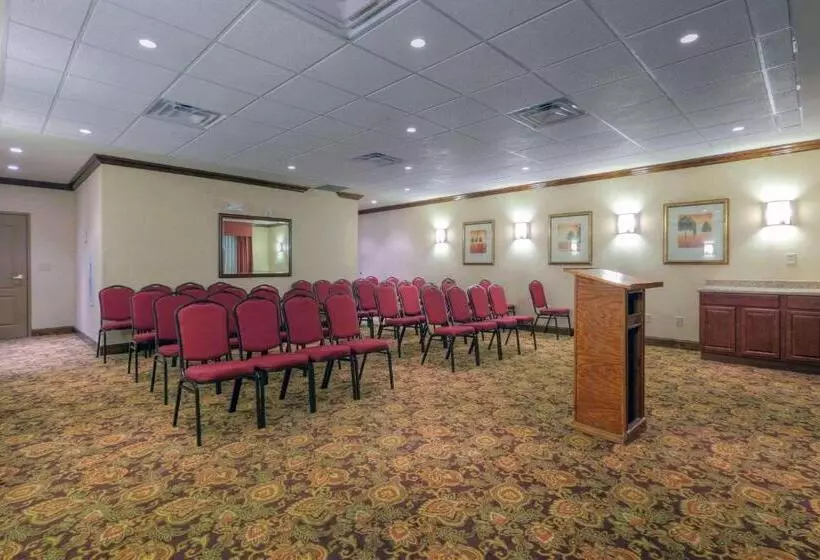 호텔 Country Inn & Suites By Radisson, Emporia, Va