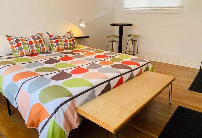 Отель Dragonfly Motor Lodge