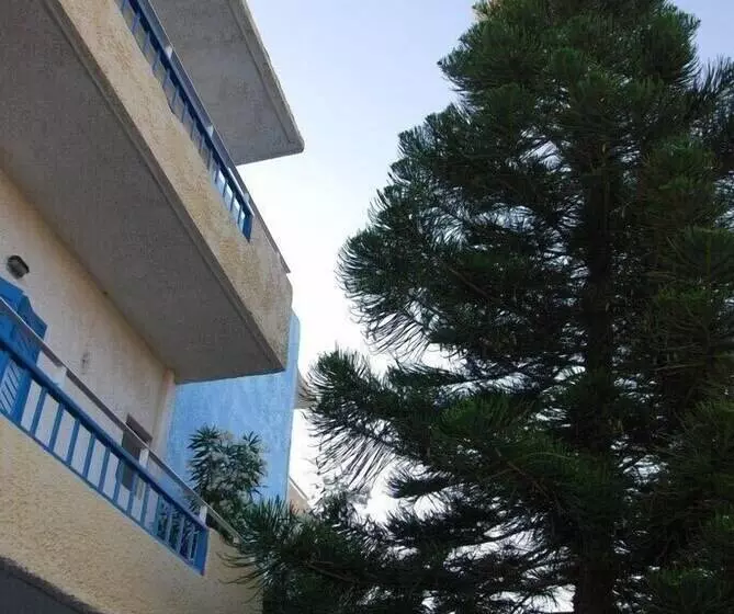 בית מלון כפרי Handakas