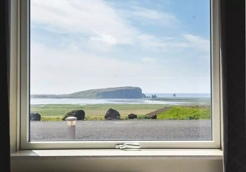 هتل Hótel Dyrhólaey