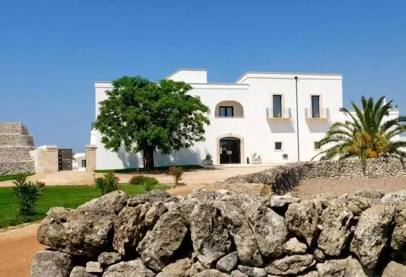 בית מלון כפרי Masseria Bagnara Resort & Spa