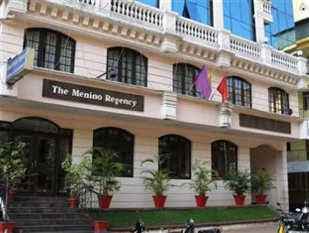 هتل The Menino Regency