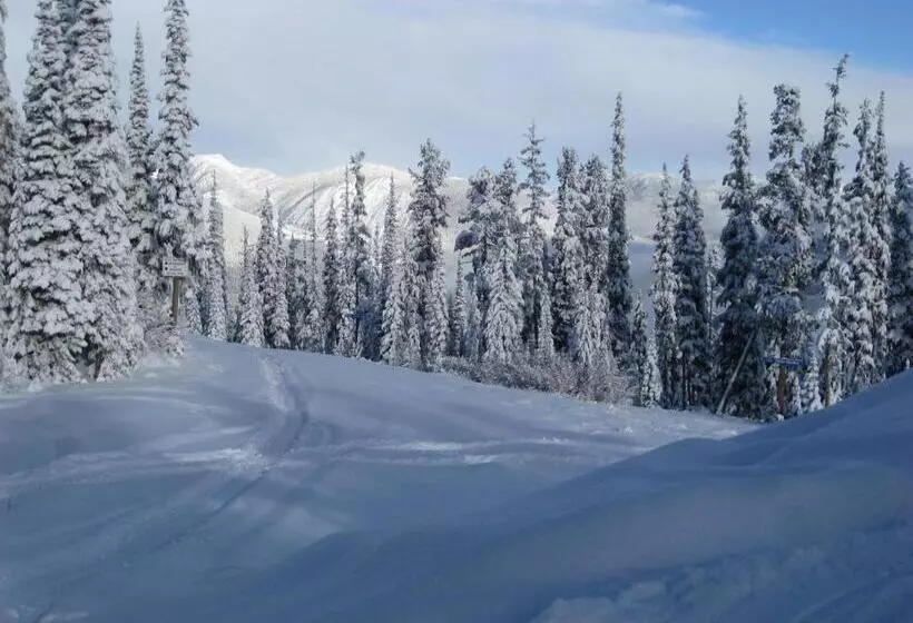 Отель Polaris Lodge