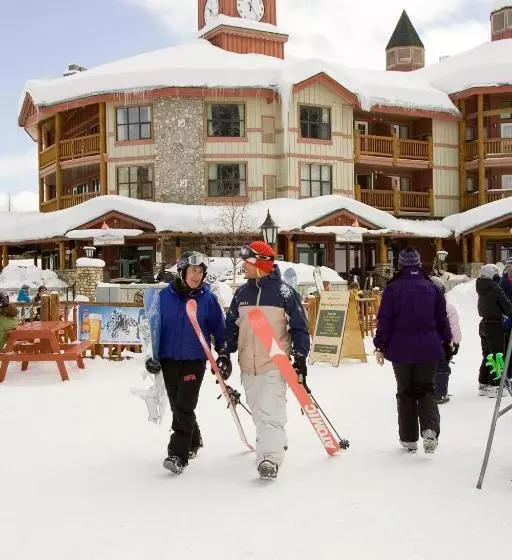 Отель Polaris Lodge