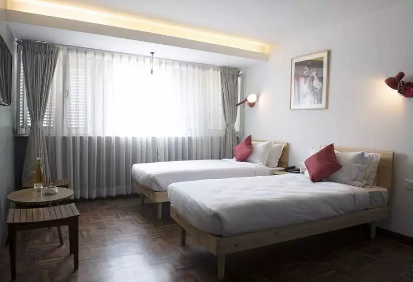 هتل Potala Guest House