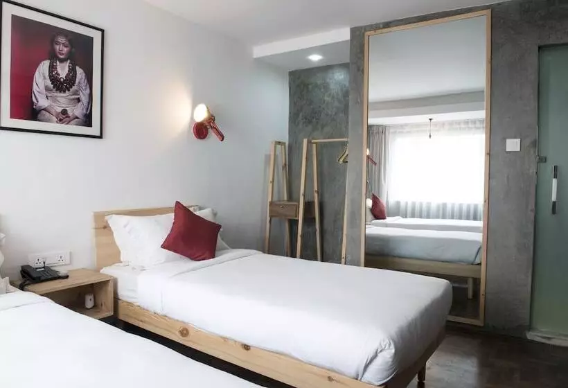 هتل Potala Guest House