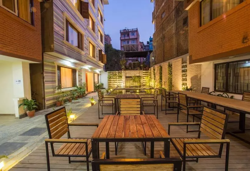 هتل Potala Guest House