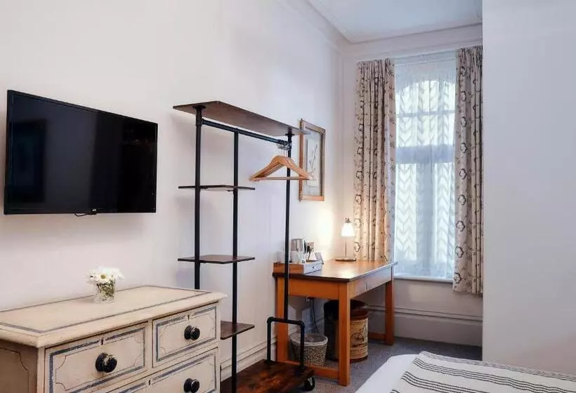ホテル The Black Lion Pub & Boutique Guesthouse