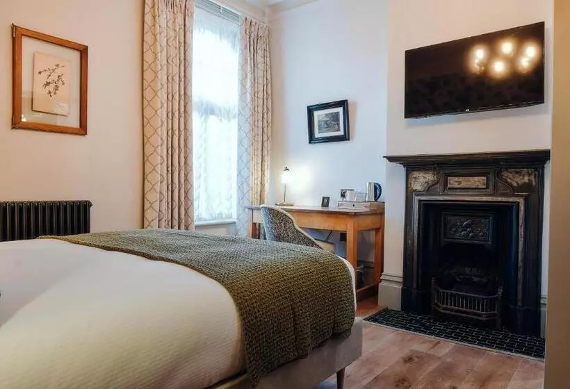 ホテル The Black Lion Pub & Boutique Guesthouse
