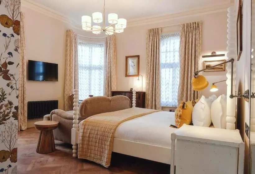 ホテル The Black Lion Pub & Boutique Guesthouse