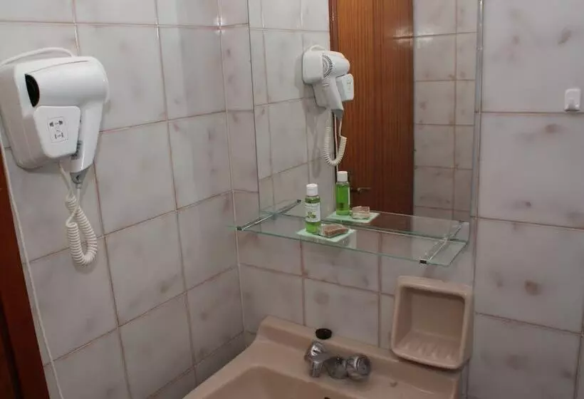 Stam & John Apartments