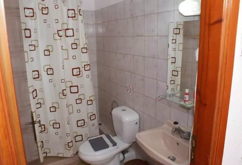 Stam & John Apartments