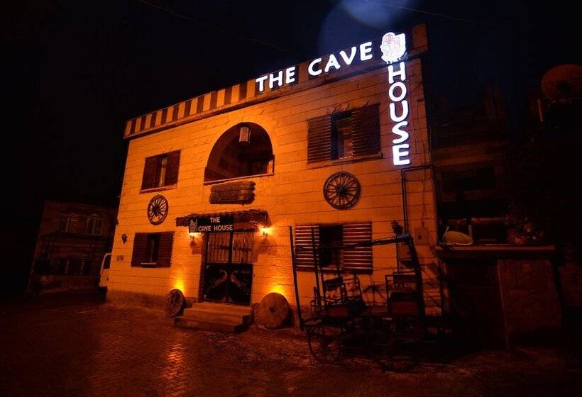 호텔 The Cave House