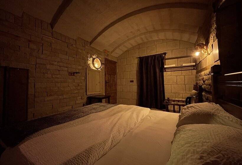 호텔 The Cave House