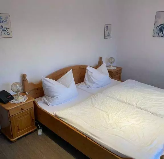 Hotelli Fischanger Resort