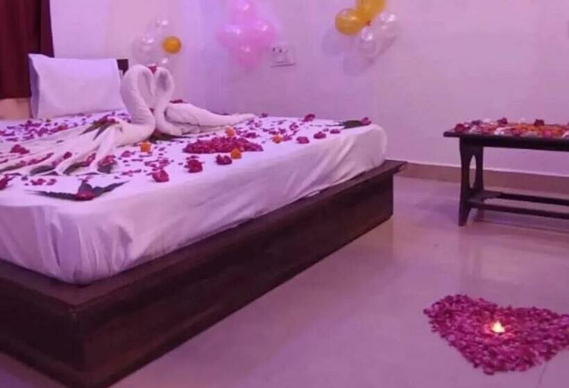 Hotel Heaven Hill Pushkar