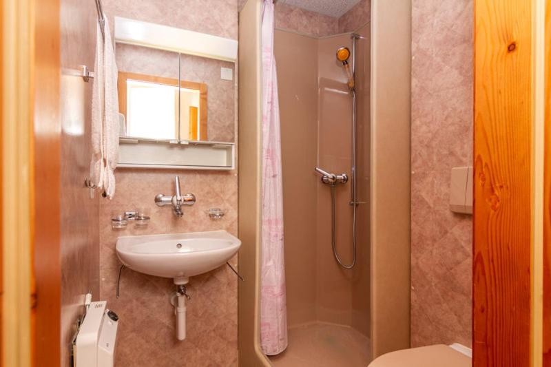 בית מלון כפרי Swiss Views