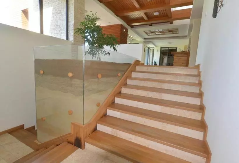 هتل Villa Luxury Rooms   Wine Resort