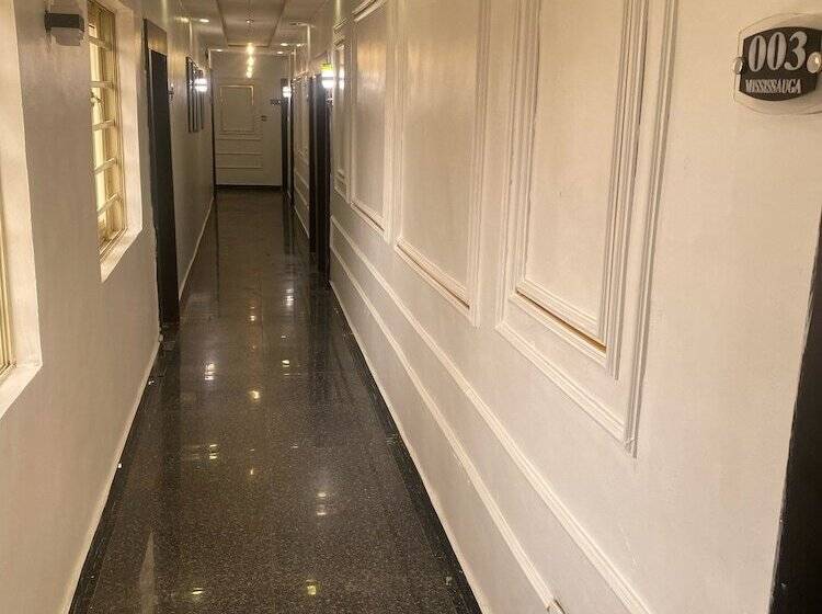 هتل Ontario Suites