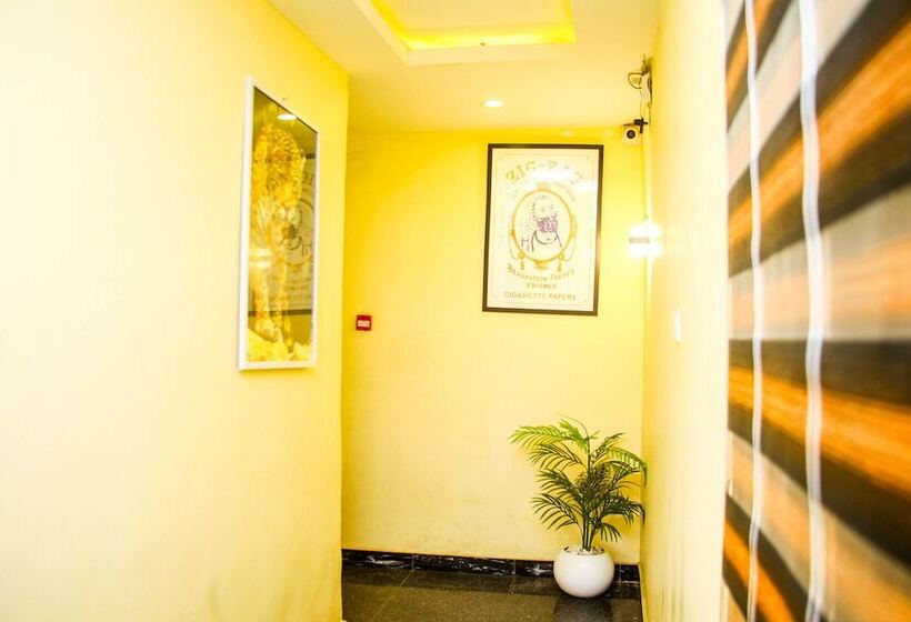 هتل Ontario Suites