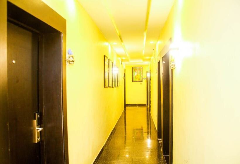 هتل Ontario Suites