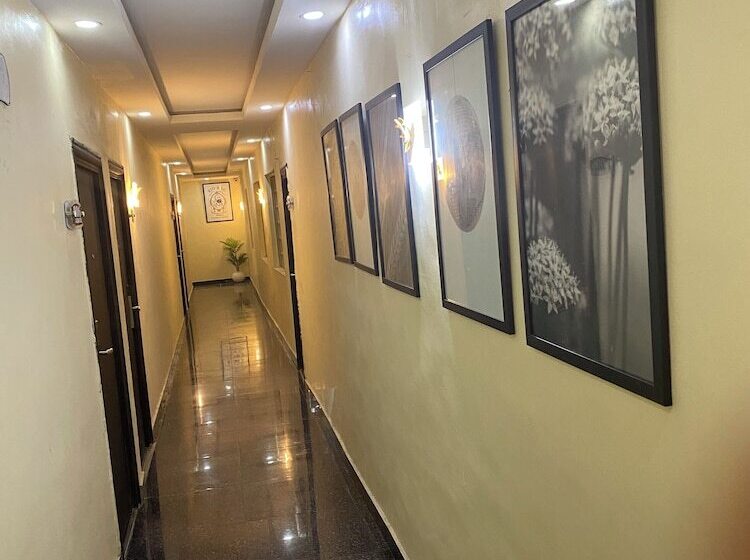 هتل Ontario Suites