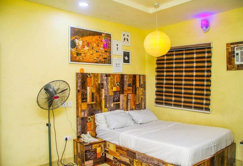 هتل Ontario Suites