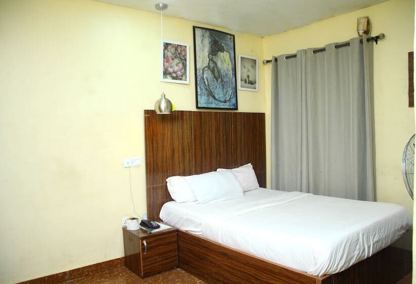 هتل Ontario Suites